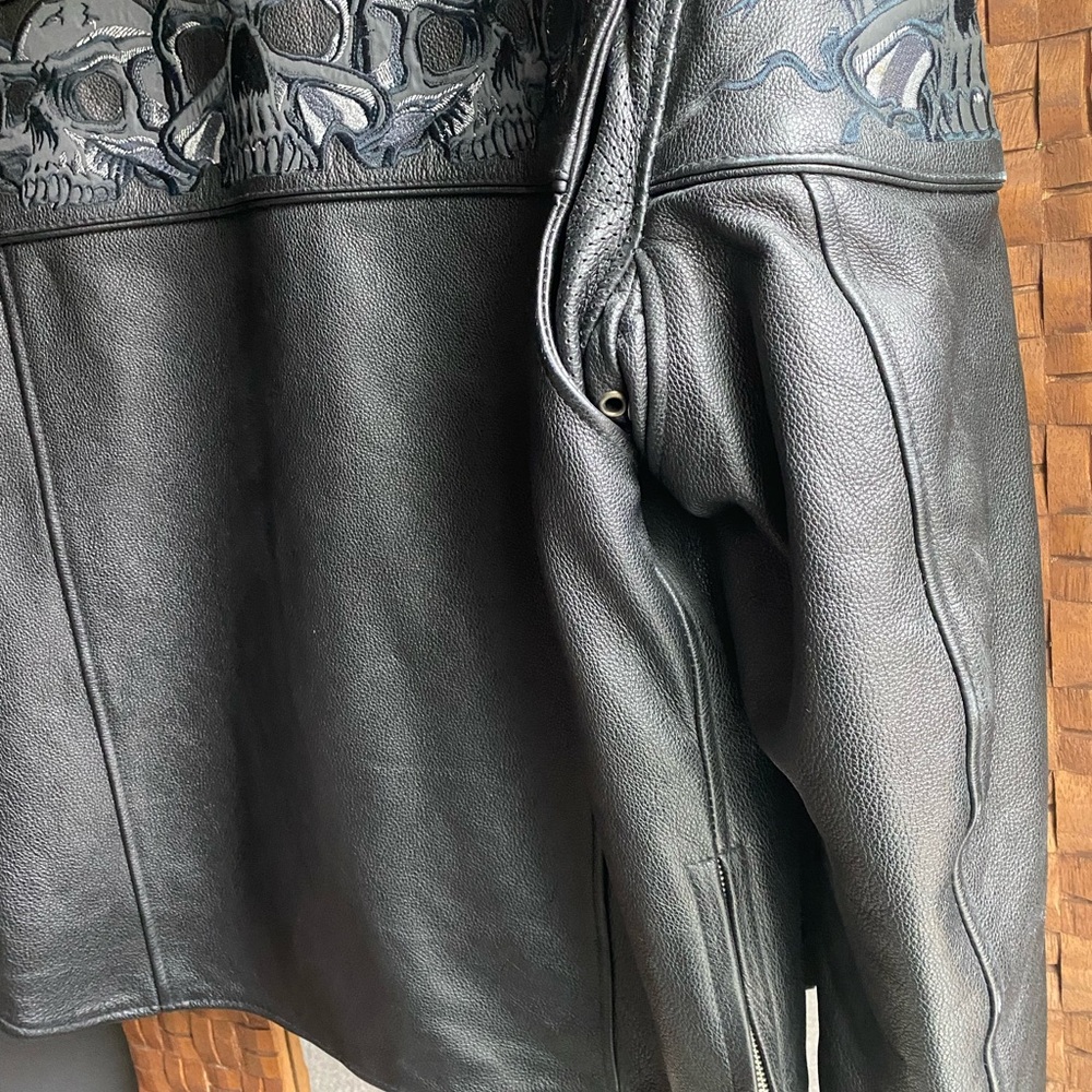 First Classic Leather Motorcycle BikerJacket Skulls - Picture 9 of 13